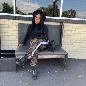 Meet your Posher, Briana